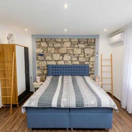 Apartment Silver *
