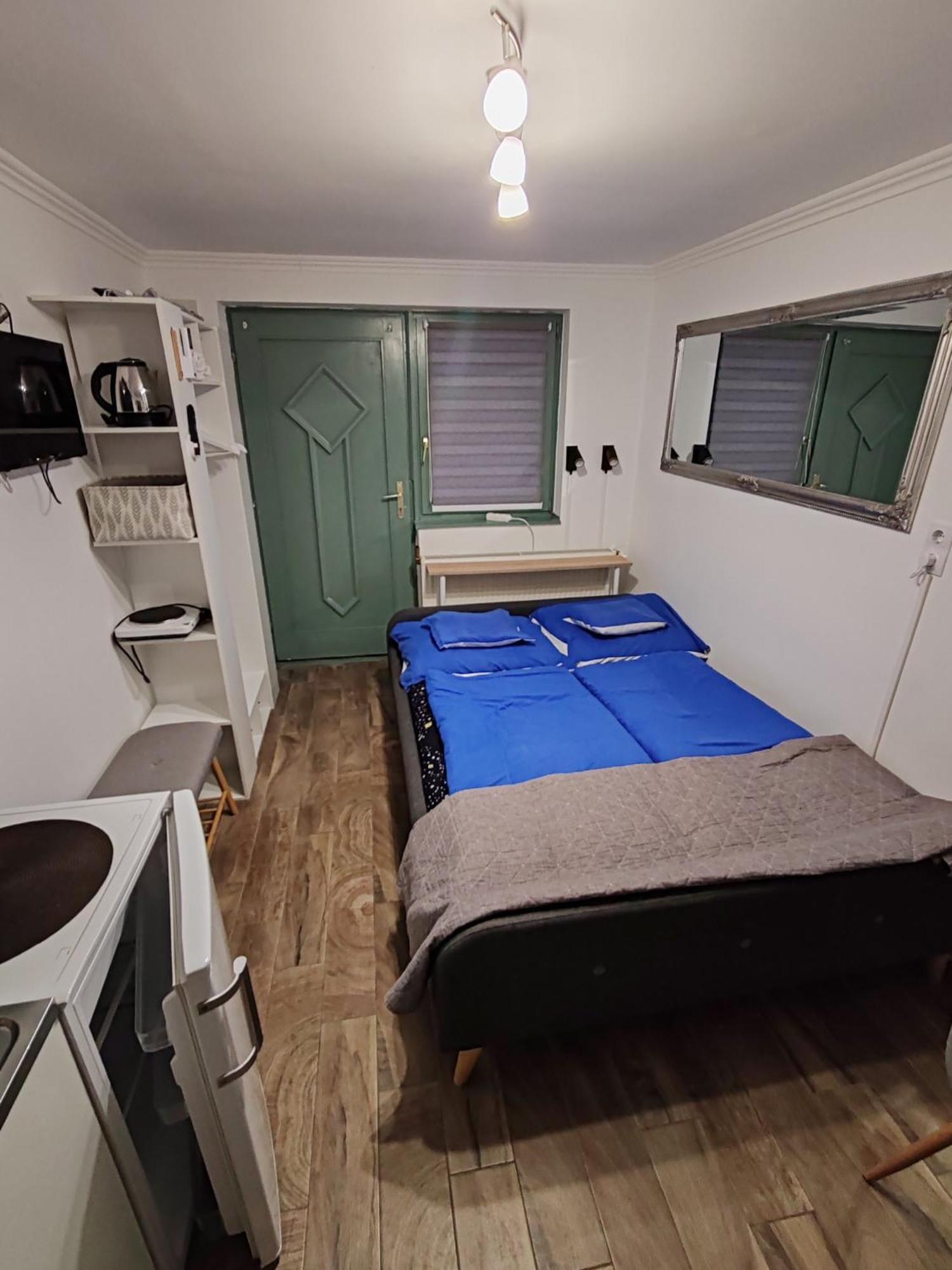 Apartment Silver