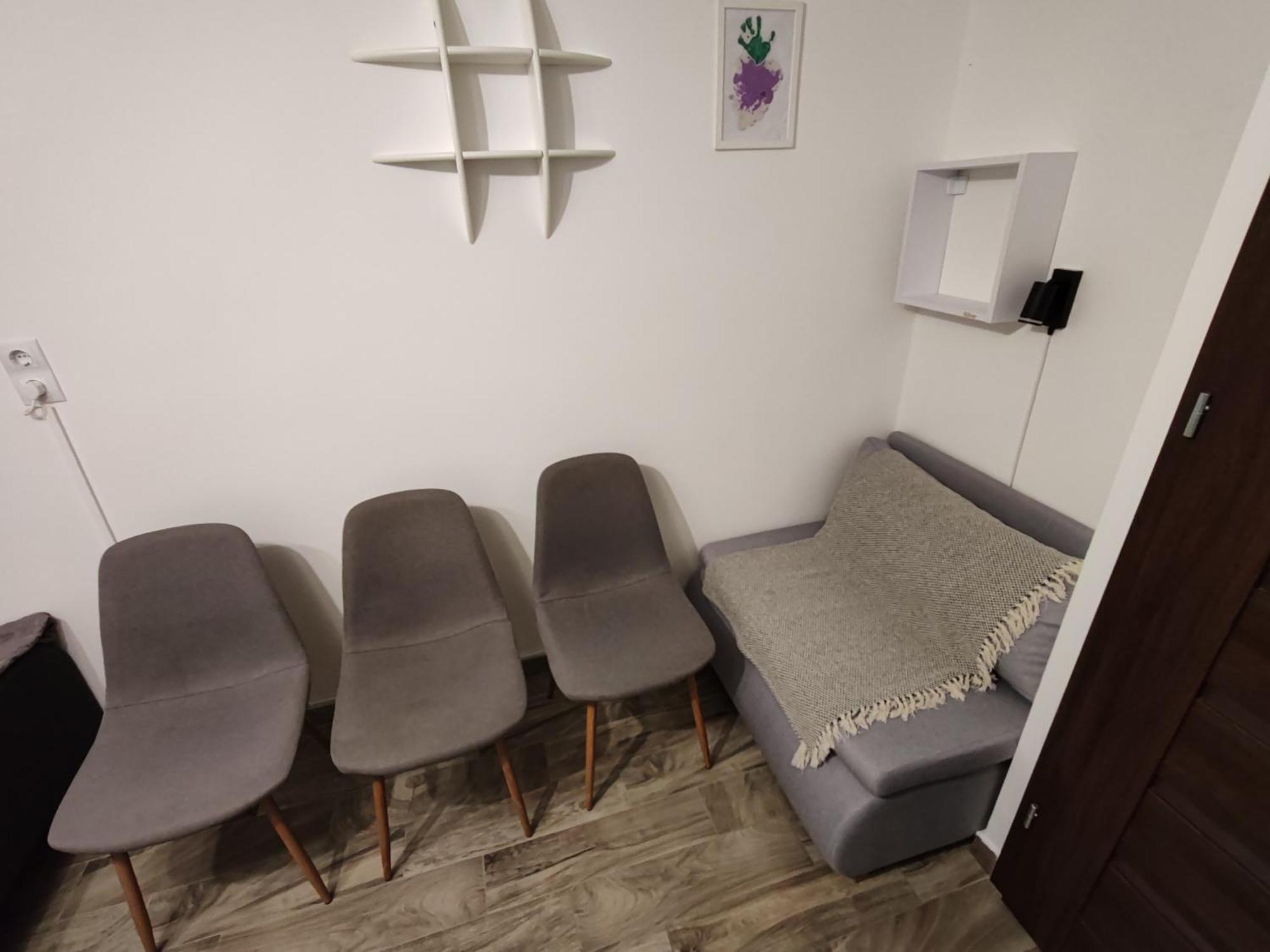 Apartment Silver
